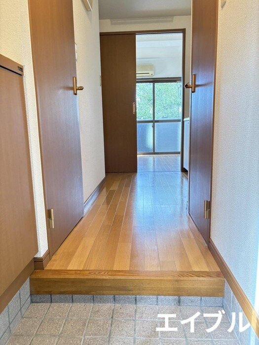 物件内観写真17　(廊下)