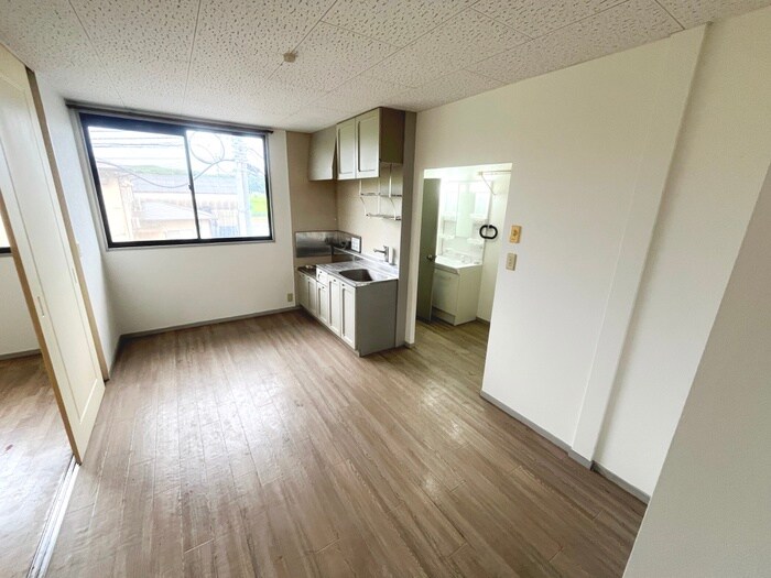 物件内観写真8　(居室)