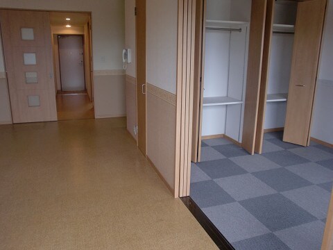 物件内観写真8　(内観写真)