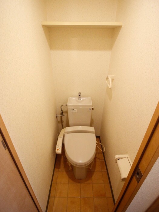 物件内観写真9　(トイレ)