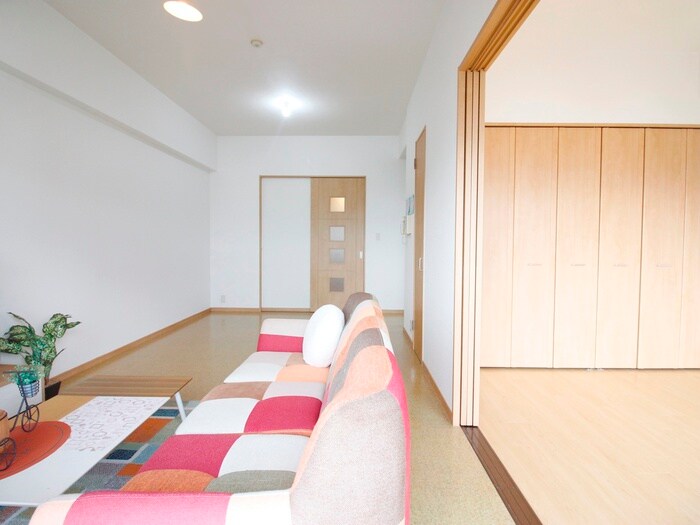 物件内観写真10　(居室)