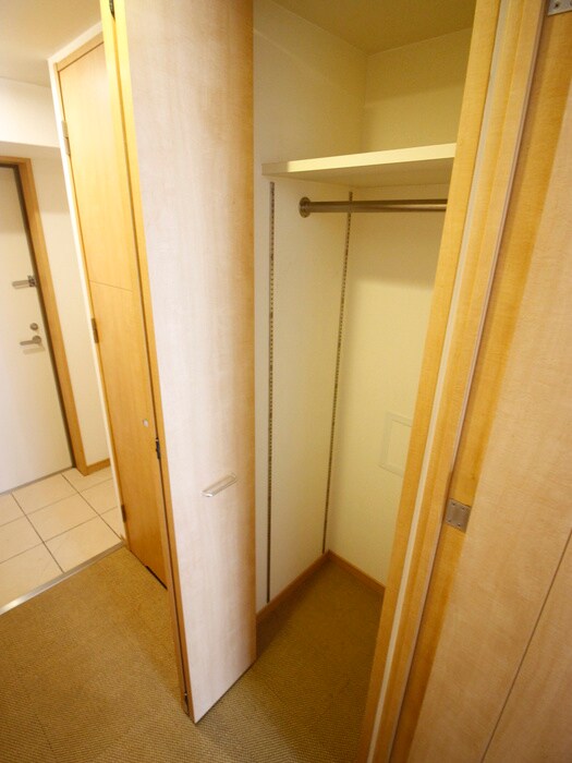 物件内観写真12　(収納)