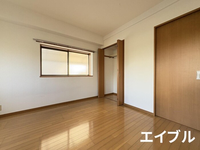 物件内観写真1　(居室)