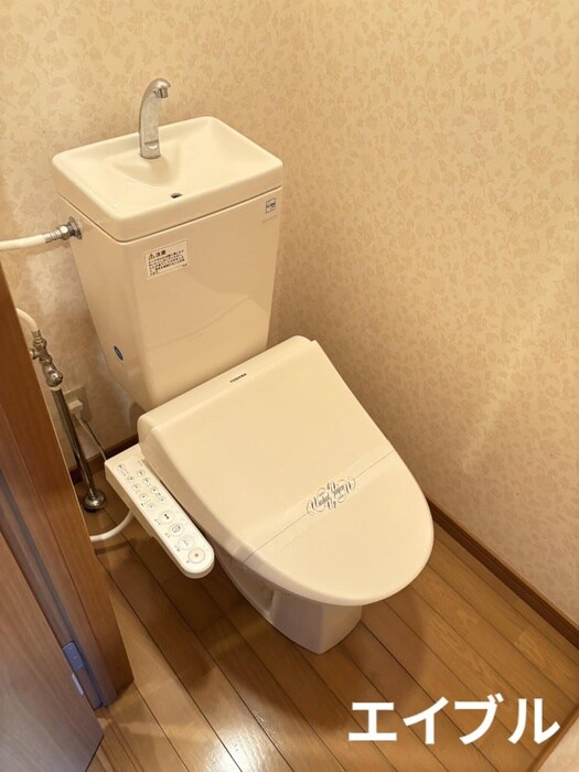 物件内観写真4　(トイレ)