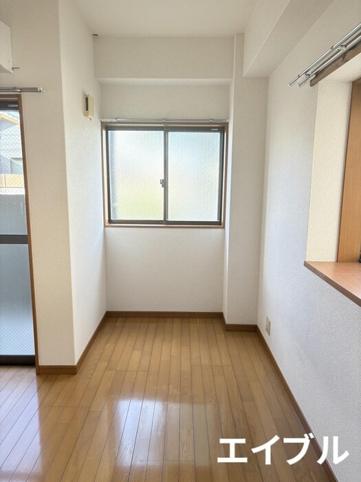 物件内観写真13　(居室)