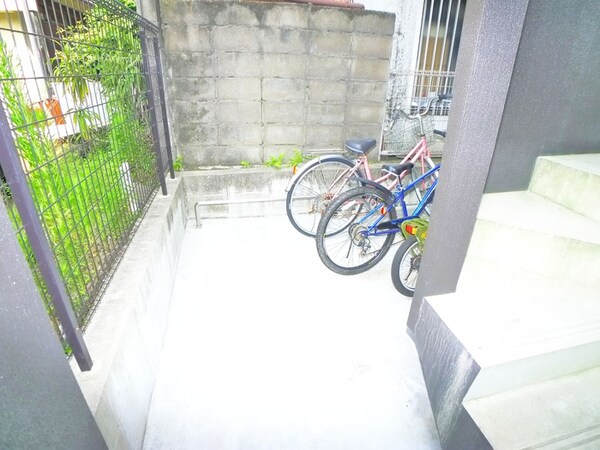 駐輪場