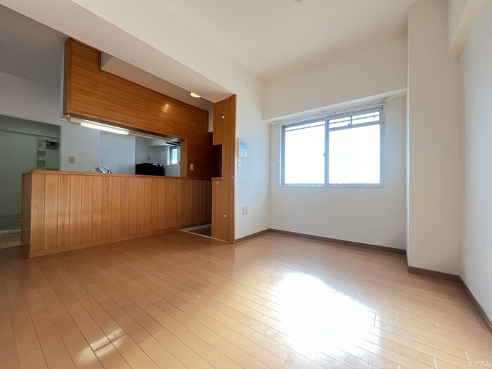 物件内観写真6　(居室)