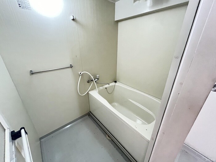 物件内観写真10　(バス／シャワールーム等)