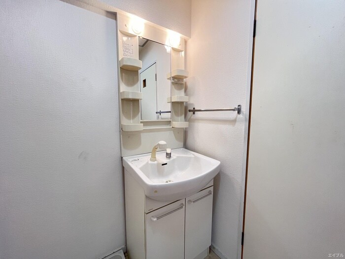 物件内観写真11　(洗面)