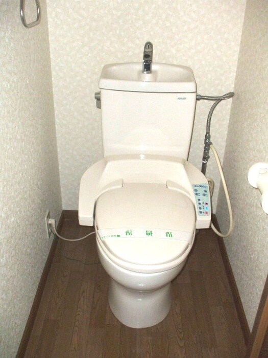 物件内観写真12　(トイレ)