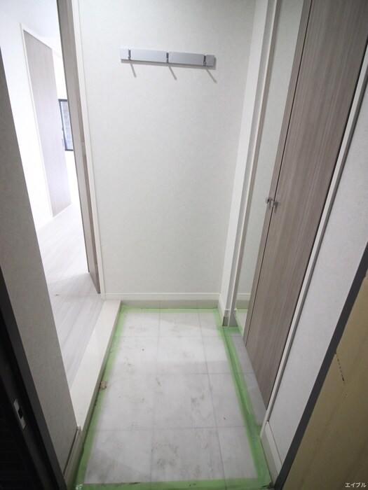 物件内観写真14　(玄関)
