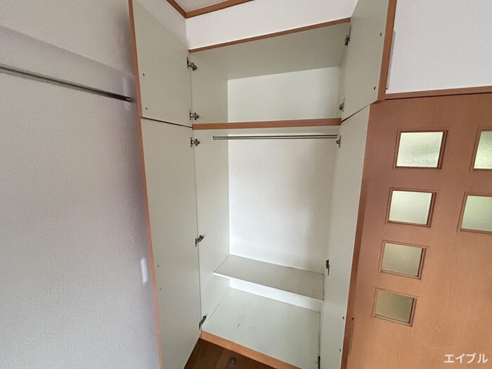 物件内観写真10　(収納)