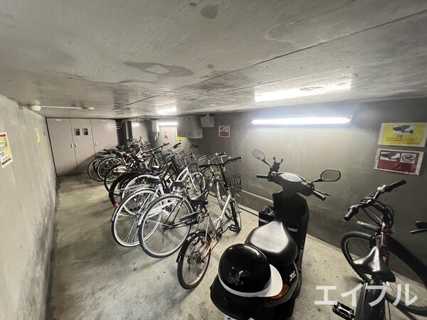 駐輪場