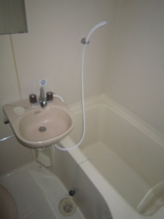 物件内観写真13　(バス／シャワールーム等)