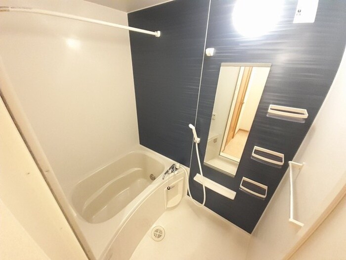 物件内観写真10　(バス／シャワールーム等)
