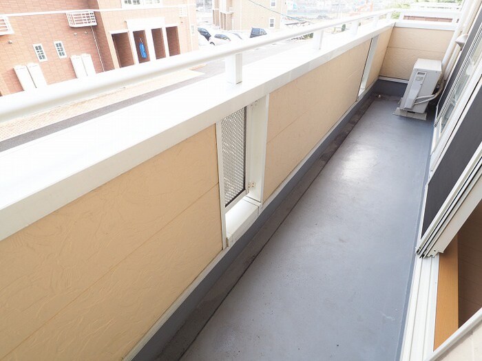 物件内観写真11　(ベランダ・バルコニー)