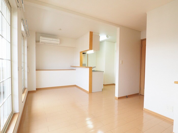 物件内観写真12　(居室)