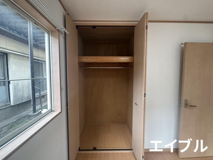 物件内観写真13　(収納)