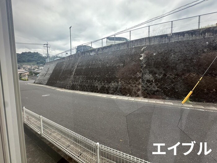 物件内観写真15　(室内からの展望)