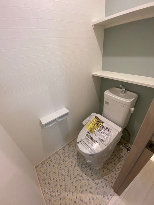 物件内観写真14　(トイレ)