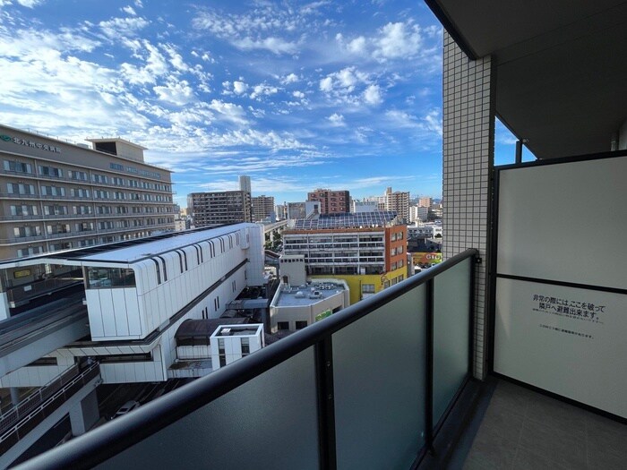 物件内観写真16　(室内からの展望)