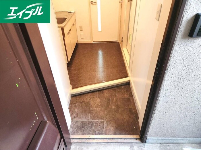 物件内観写真19　(廊下)