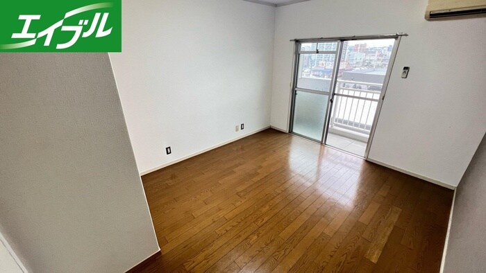 物件内観写真19　(居室)