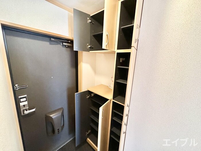 物件内観写真20　(靴箱)