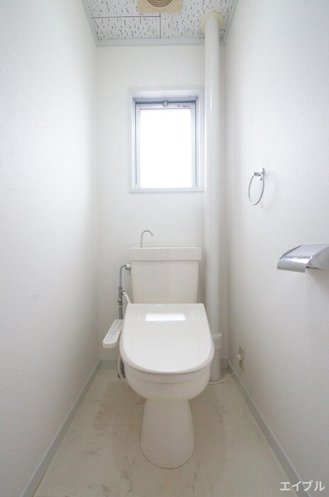 物件内観写真14　(トイレ)
