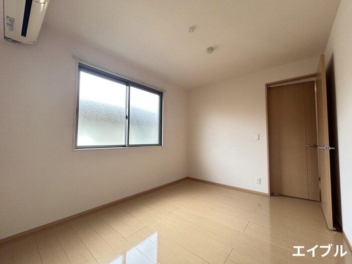 物件内観写真16　(居室)