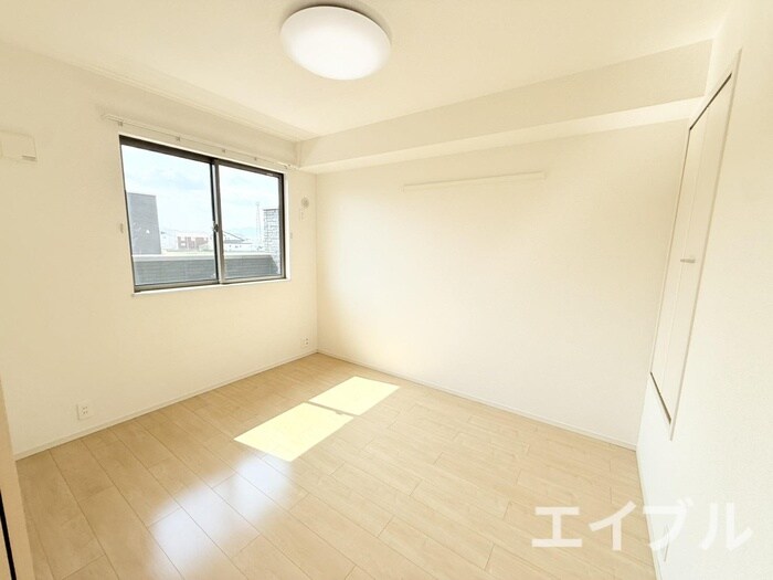 物件内観写真15　(居室)