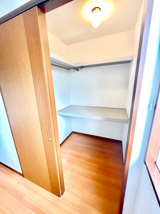 物件内観写真9　(収納)