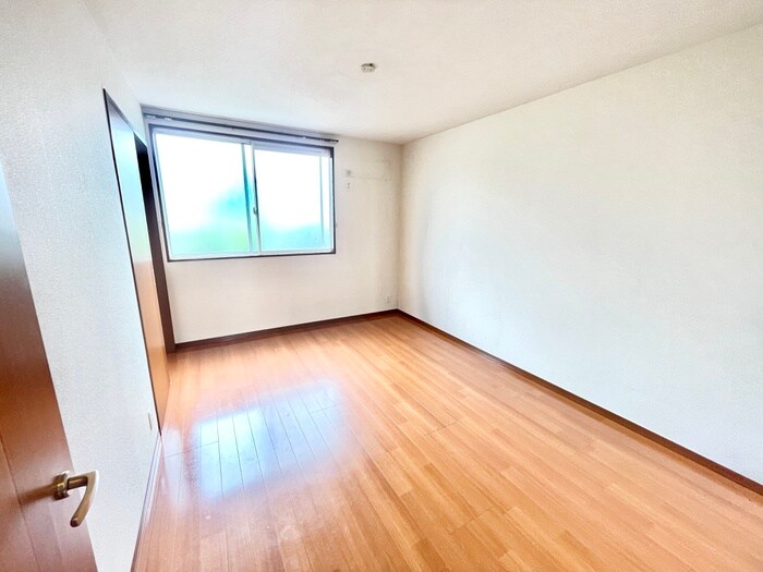 物件内観写真16　(内観写真)