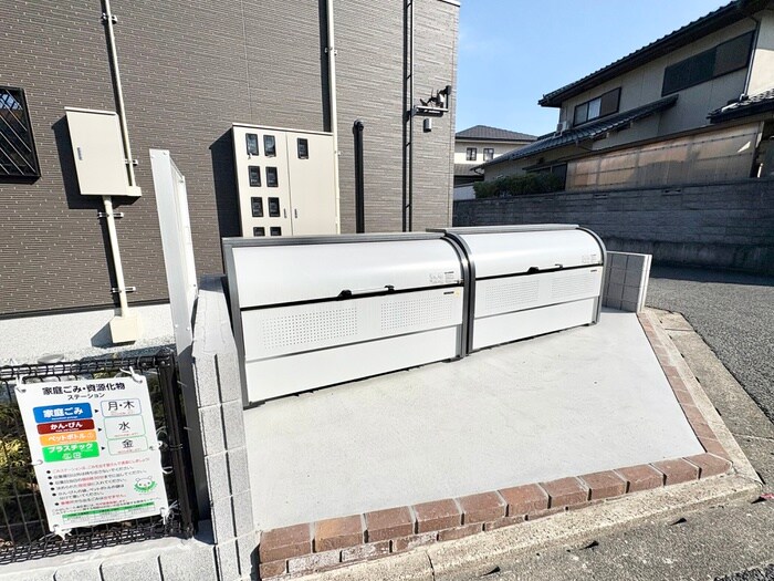 物件外観写真4　(建物設備)