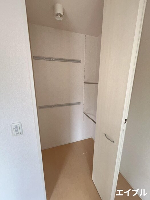 物件内観写真14　(収納)