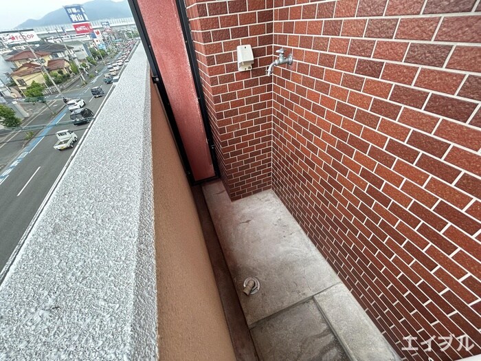 物件内観写真15　(洗濯機置場)