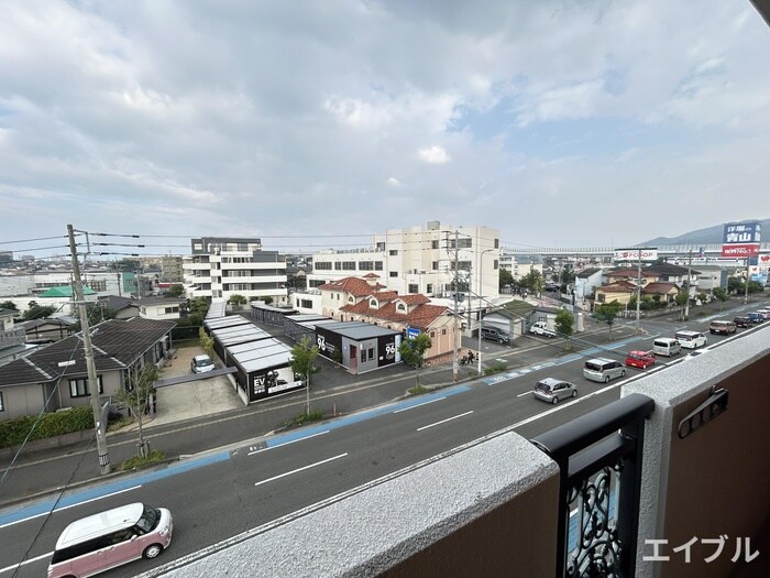 物件内観写真18　(室内からの展望)