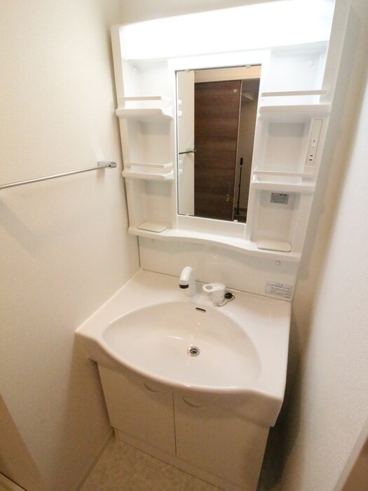 物件内観写真11　(洗面)