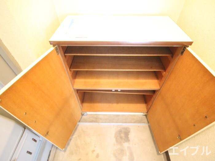 物件内観写真15　(靴箱)