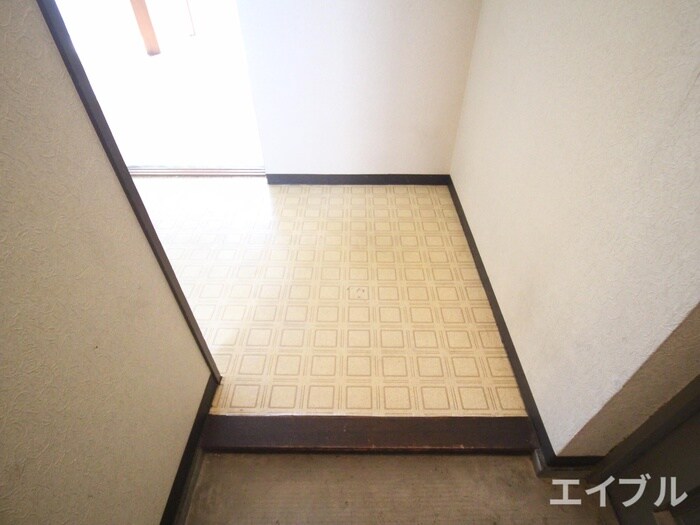 物件内観写真16　(廊下)