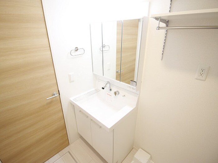 物件内観写真14　(洗面)