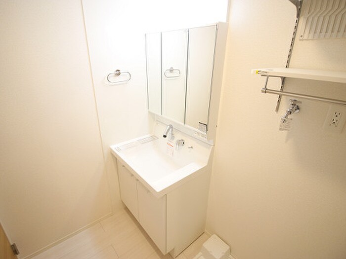 物件内観写真14　(洗面)