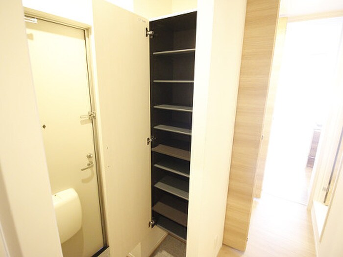 物件内観写真17　(靴箱)