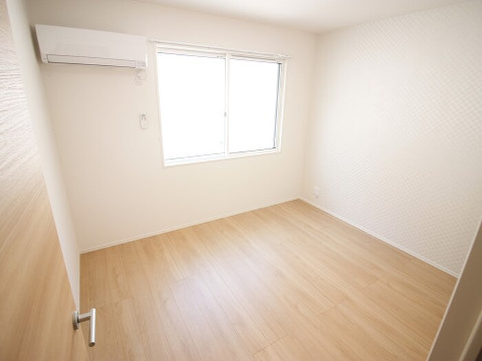 物件内観写真22　(居室)