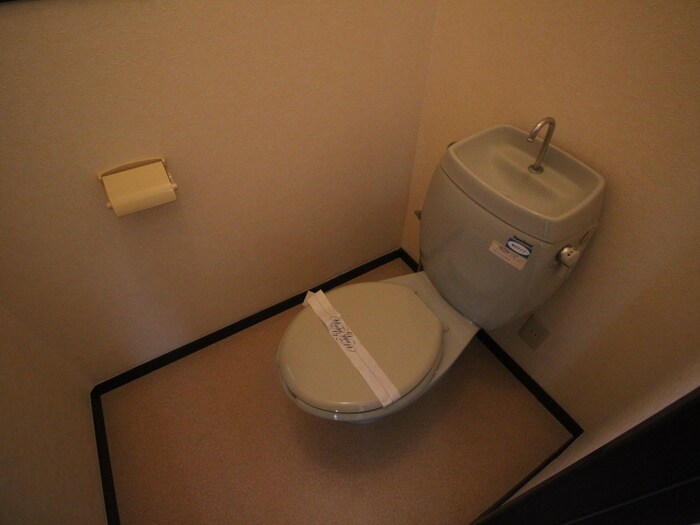 物件内観写真10　(トイレ)