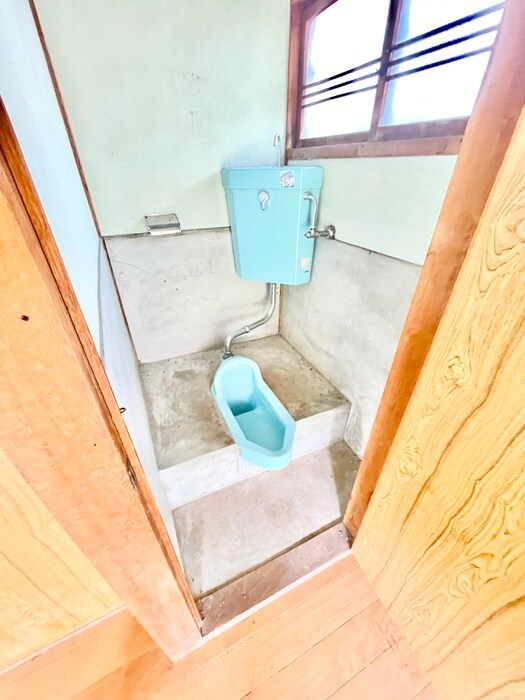 物件内観写真8　(トイレ)