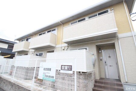 D-room西長住外観写真