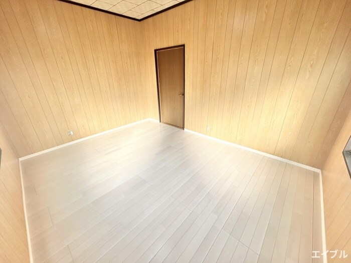 物件内観写真15　(居室)