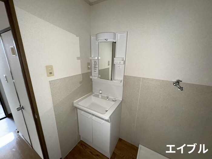 物件内観写真7　(洗面)