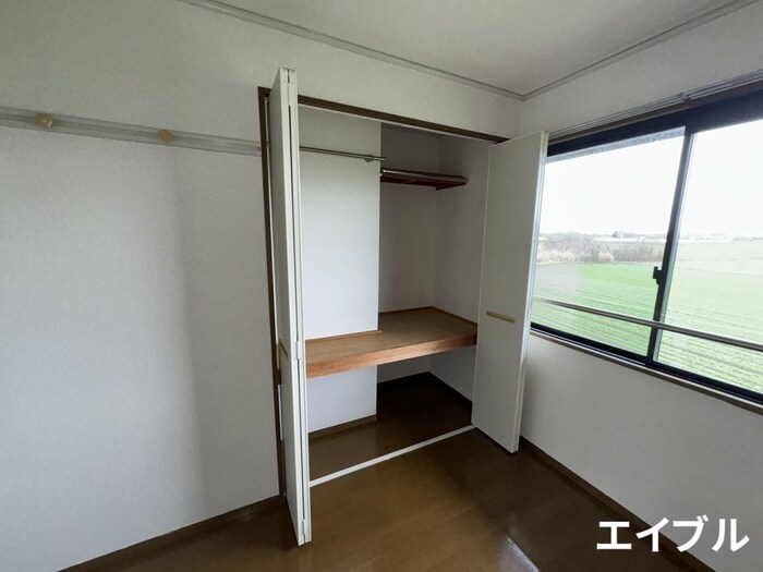 物件内観写真10　(収納)